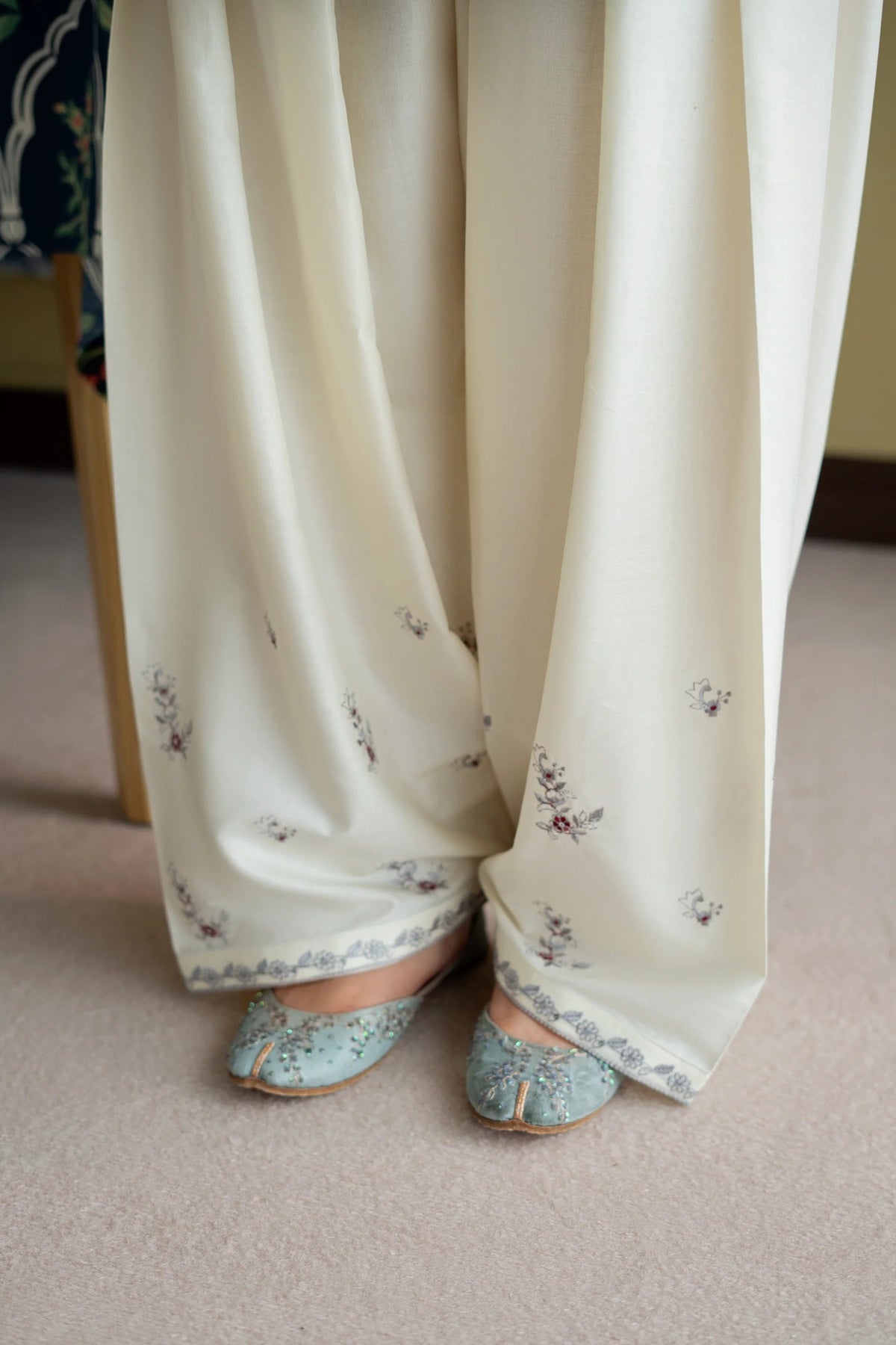 Turquoise Embroidered Lawn Co-Ord Set 2 Piece – MJ Collections
