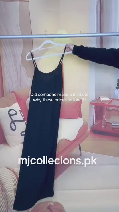 STUNNING BACKLESS MAXI DRESS - MANGO